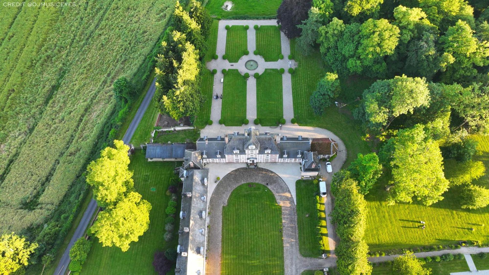 Chateau De Vauchelles Exterior photo