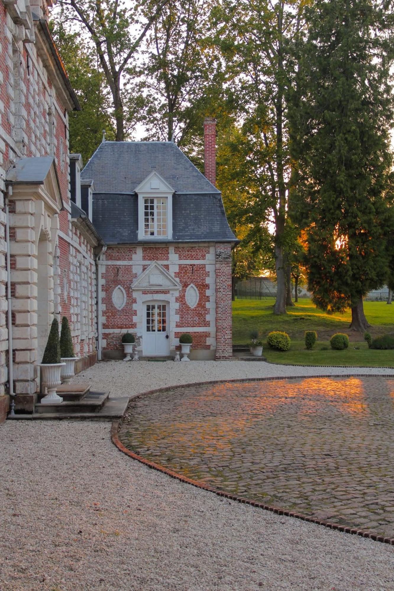 Chateau De Vauchelles Exterior photo