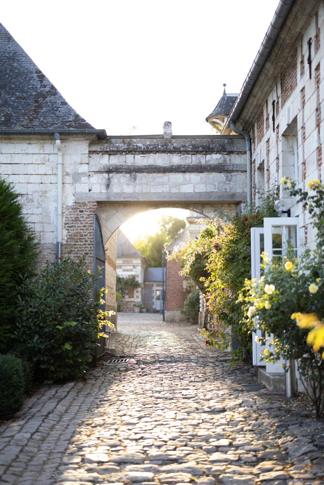 Chateau De Vauchelles Exterior photo